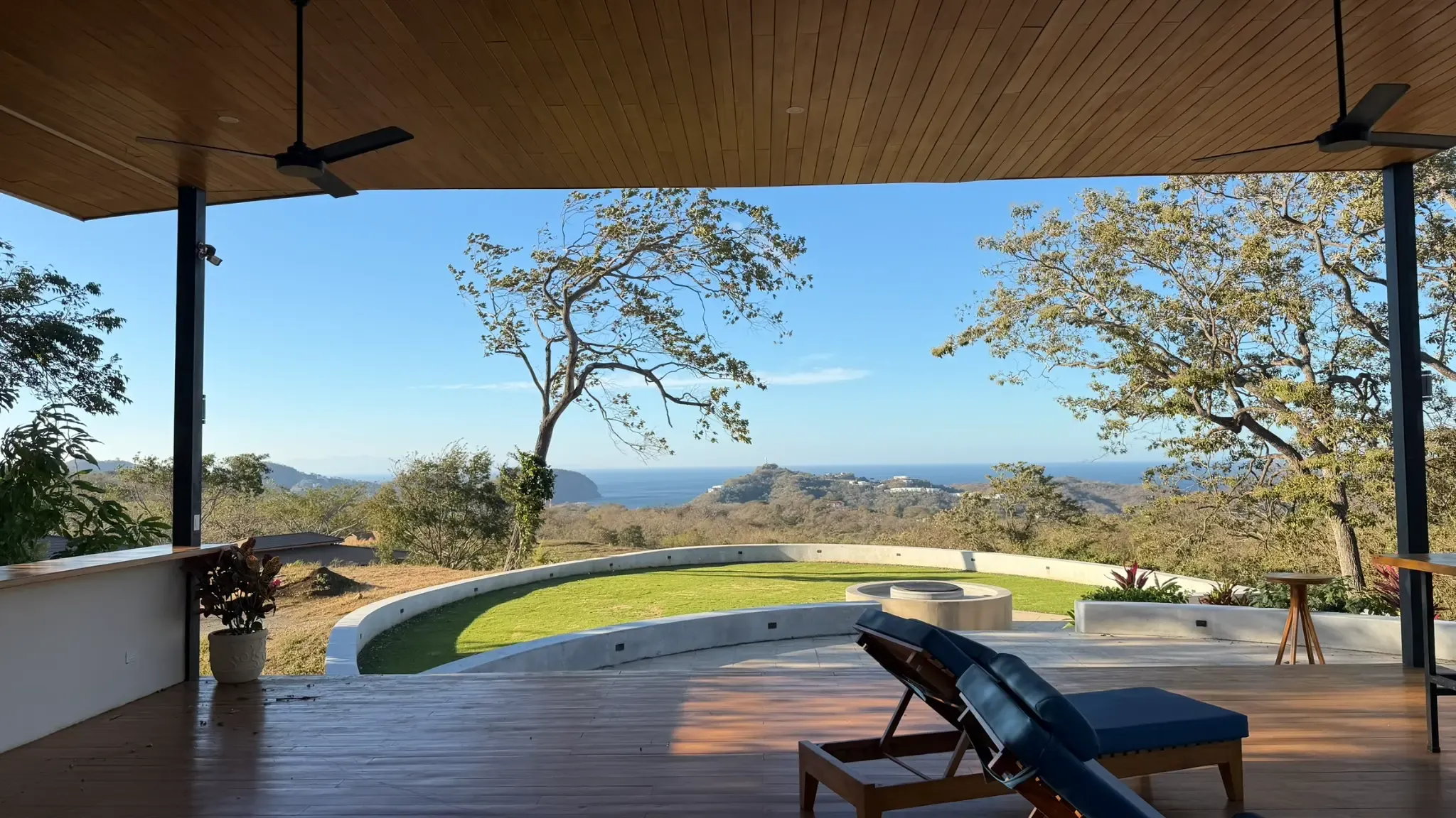 Panoramic ocean views from the TreeCasa terrace