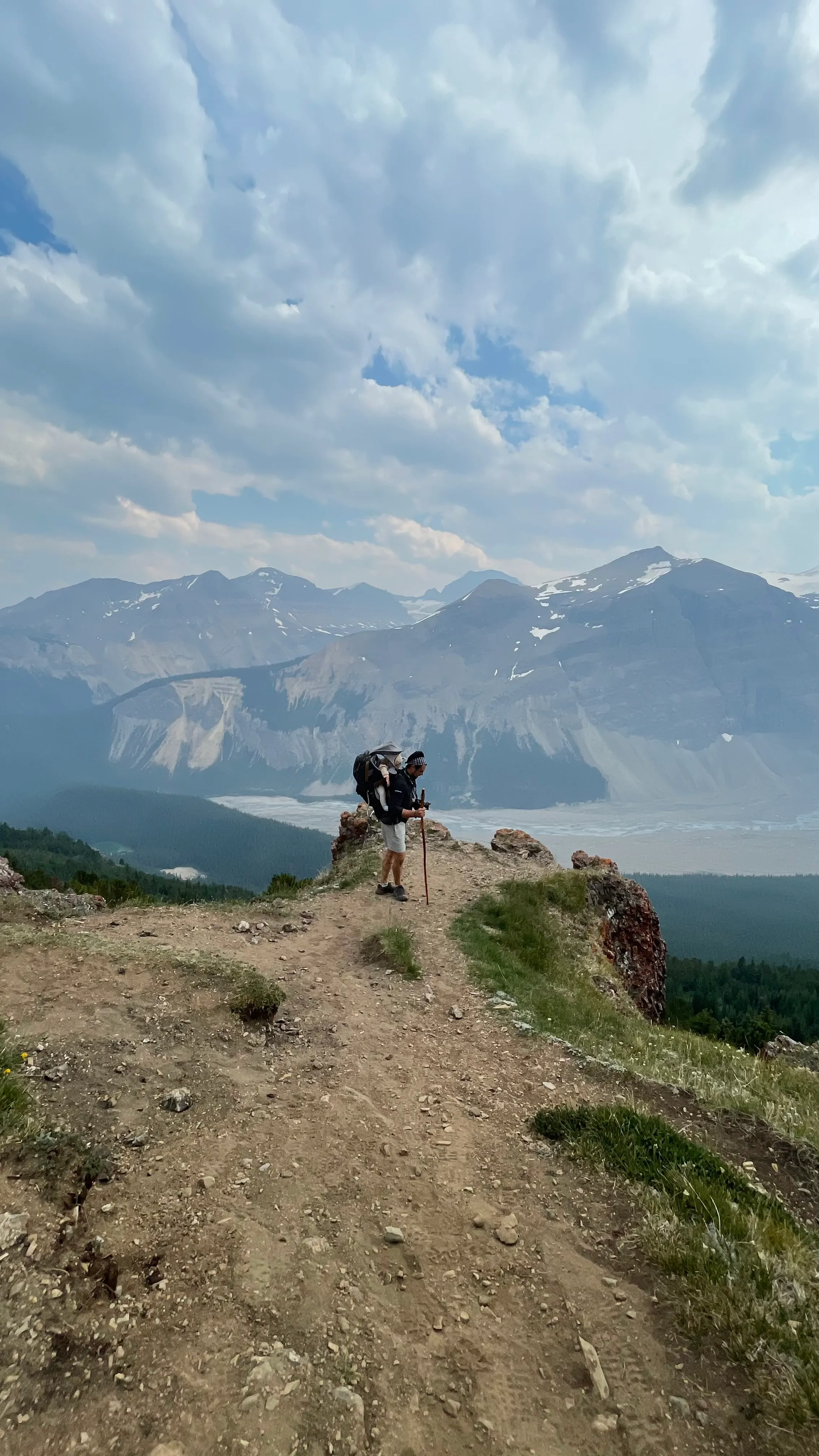 Mountain layers stretch endlessly from the Parker’s Ridge summit