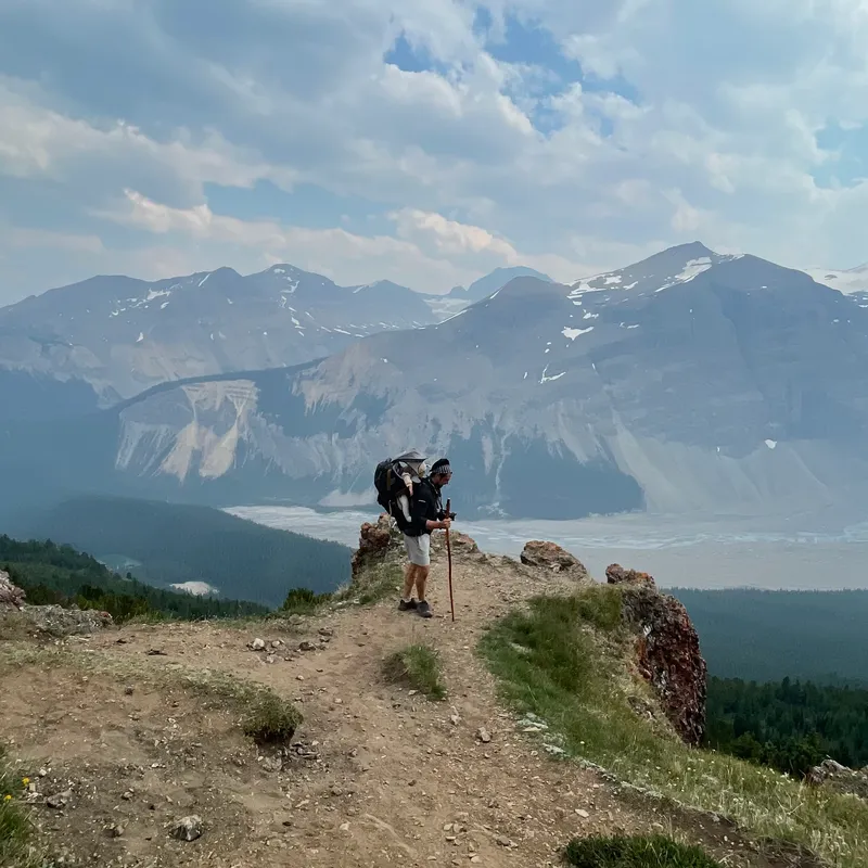 Mountain layers stretch endlessly from the Parker's Ridge summit